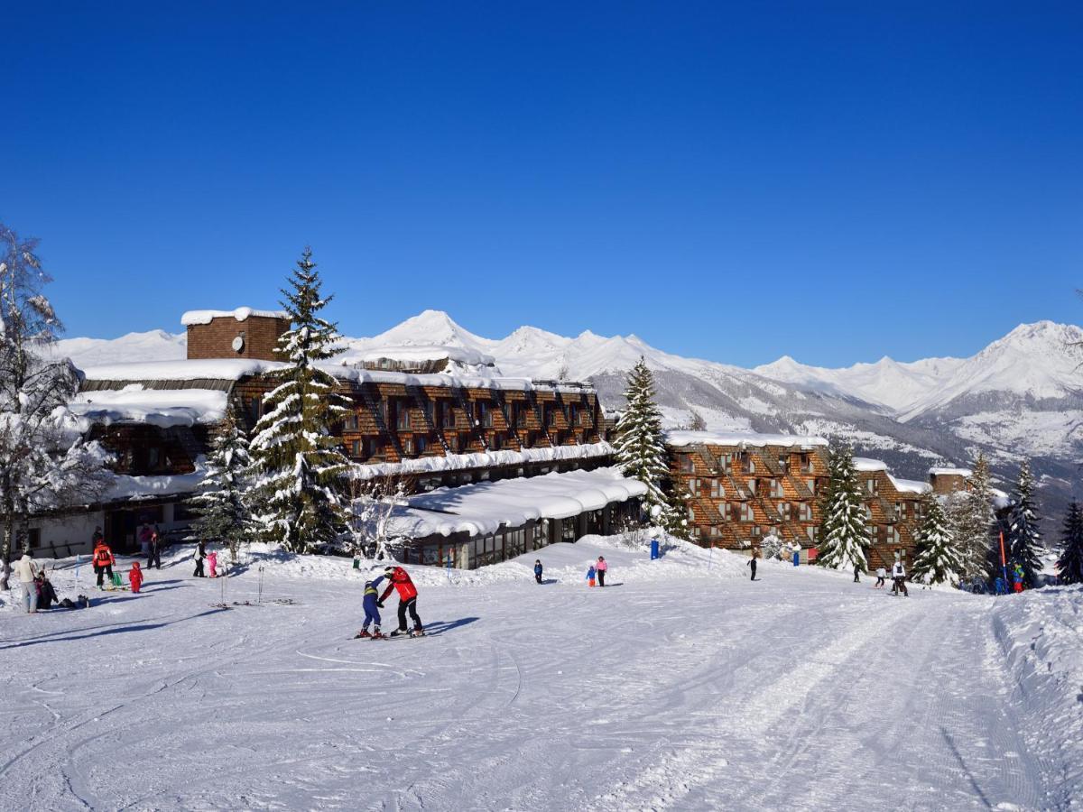 Отель Th Pila Пила Экстерьер фото